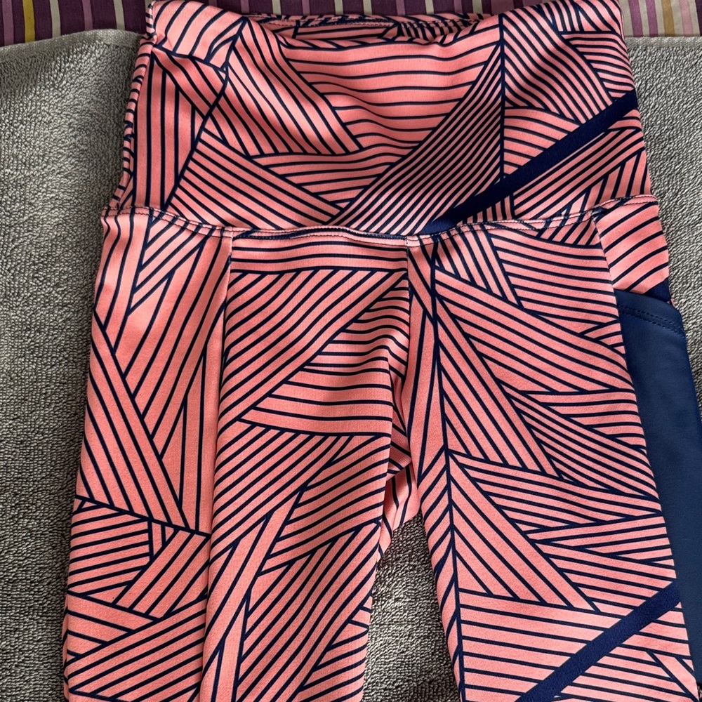 Icelantic Pink and Navy Geometric Pattern Leggings with side pocket.